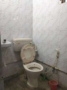 Bedroom Two Image of 900 Sq.ft 2 BHK Apartment / Flat for sale in Rajendra Nagar Ghaziabad for Rs. 5480000
