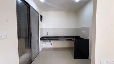 Kitchen Image of 780 Sq.ft 2 BHK Apartment / Flat for rent in Enerrgia Skyi Manas Lake, Bhukum Pune for Rs. 19000
