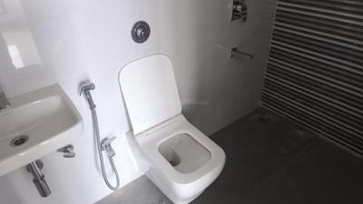 Bathroom Image of 650 Sq.ft 1 BHK Apartment / Flat for sale in Neminath Nemi Bhavan, Goregaon West Mumbai for Rs. 14000000