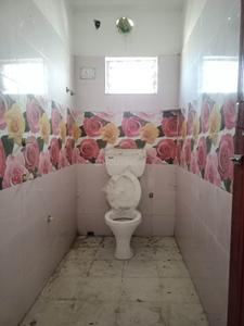 Bathroom Image of 1167 Sq.ft 3 BHK Apartment / Flat for sale in Airport Gate no. 1 Kolkata for Rs. 4600000