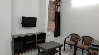 Living Room Image of 550 Sq.ft 1 BHK Apartment / Flat for rent in Kaveri Apartments, Vasant Kunj New Delhi for Rs. 30000