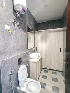 Image of 2200 Sq.ft 4 BHK Builder Floor for sale in Vasant Kunj, New Delhi for Rs. 27500000