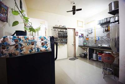 Kitchen Image of 675 Sq.ft 2 BHK Apartment / Flat for sale in Gota Ahmedabad for Rs. 2850000
