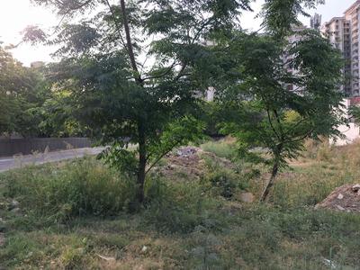 Image of 300 Sq.ft Residential Plot / Land for sale in Supreme Tower, Sector 99, Noida for Rs. 70000000