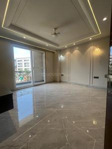 Kitchen Image of 3300 Sq.ft 3 BHK Apartment / Flat for sale in Parx Laureate, Sector 108 Noida for Rs. 53000000