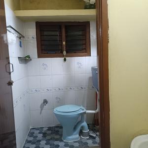 Bathroom Image of 350 Sq.ft 1 BHK Builder Floor for rent in BTM Layout 2nd Stage Bengaluru for Rs. 12500