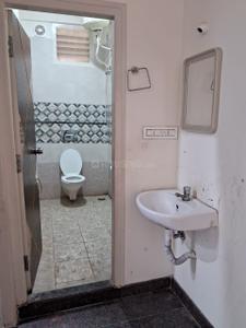 Bathroom Image of 1200 Sq.ft 2 BHK Builder Floor for rent in JP Nagar Bengaluru for Rs. 32900