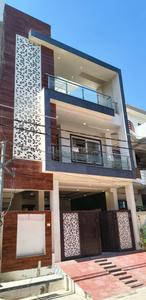 Image of 4250 Sq.ft 7 BHK Independent House for sale in Gomti Nagar, Lucknow for Rs. 26000000