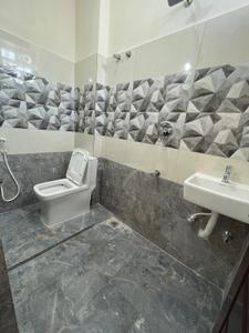 Bathroom Image of 420 Sq.ft 1 RK Builder Floor for rent in Kolathur Chennai for Rs. 9000