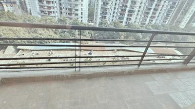 Balcony Image of 1850 Sq.ft 3 BHK Apartment / Flat for rent in Aarcity Krishna Apra Sapphire, Indirapuram Ghaziabad for Rs. 38000