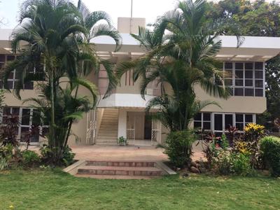 Image of 1200 Sq.ft 2 BHK Apartment / Flat for rent in Naiknavare Sunshine Court, Kalyani Nagar, Pune for Rs. 50000