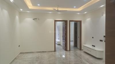 Living Room Image of 1650 Sq.ft 3 BHK Builder Floor for rent in Pitampura New Delhi for Rs. 73000