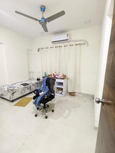 Bedroom Image of Home Stay Services In Neelkanth Apartments in Santacruz East, Mumbai