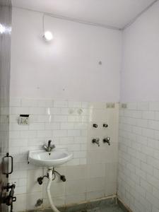 Common Bathroom Two Image of 1850 Sq.ft 3 BHK Apartment / Flat for sale in CGHS JDM Apartment, Sector 5 Dwarka New Delhi for Rs. 23500000