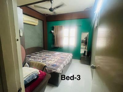 Bedroom Image of 1800 Sq.ft 3 BHK Apartment / Flat for sale in Chanakyapuri Ahmedabad for Rs. 7500000