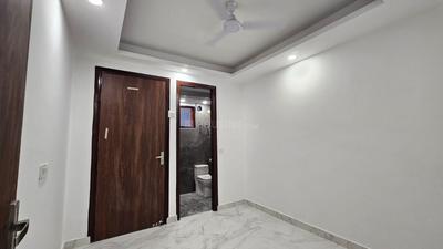 Bedroom Image of 800 Sq.ft 2 BHK Builder Floor for sale in Saket New Delhi for Rs. 6500000
