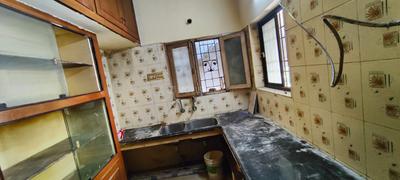 Kitchen Image of 900 Sq.ft 2 BHK Apartment / Flat for sale in Virugambakkam Chennai for Rs. 9000000