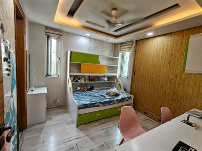 Bedroom Image of 2700 Sq.ft 7 BHK Duplex for sale in Ashok Vihar New Delhi for Rs. 59800000