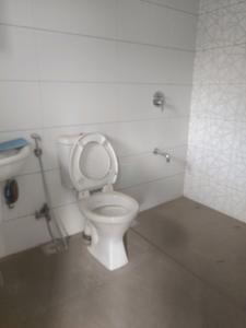 Bedroom Two Image of 927 Sq.ft 2 BHK Apartment / Flat for rent in Kumar Pebble Park, Hadapsar Pune for Rs. 19800