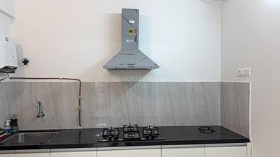 Kitchen Image of 890 Sq.ft 2 BHK Apartment / Flat for rent in Manhattan, Charholi Budruk Pune for Rs. 25000