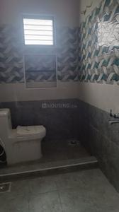 Bathroom Image of 1200 Sq.ft 2 BHK Apartment / Flat for rent in South Ramalinga Nagar Tiruchirappalli for Rs. 18000
