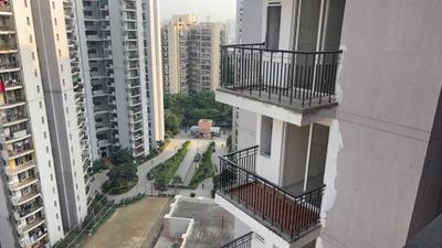 Image of 1000 Sq.ft 2 BHK Apartment / Flat for sale in Assotech The Nest, Crossings Republik, Ghaziabad for Rs. 8900000