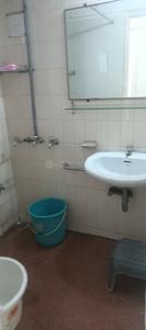 Bathroom Image of 1140 Sq.ft 2.5 BHK Apartment / Flat for rent in Koregaon Park Pune for Rs. 48000