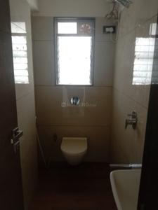 Bathroom Image of 580 Sq.ft 2 BHK Apartment / Flat for rent in 19 North, Kandivali West Mumbai for Rs. 58000