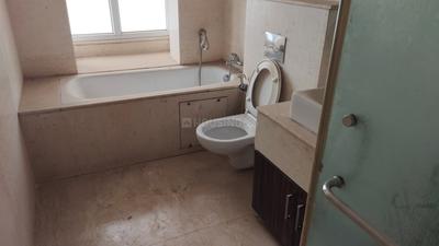Image of 1996 Sq.ft 3 BHK Apartment / Flat for sale in Emaar MGF The Palm Drive, Sector 66, Gurgaon for Rs. 40500000