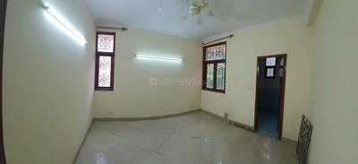 Hall Image of 1500 Sq.ft 3 BHK Apartment / Flat for rent in Parsvnath Prestige, Sector 93A Noida for Rs. 32500
