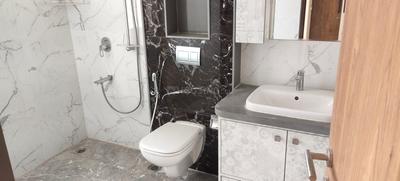 Bathroom Image of 2600 Sq.ft 3 BHK Apartment / Flat for rent in SNN Clermont, Nagavara Bengaluru for Rs. 170000
