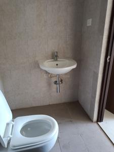 Bathroom Image of 1150 Sq.ft 3 BHK Apartment / Flat for sale in Shapoorji Pallonji Vanaha, Bavdhan Pune for Rs. 13000000