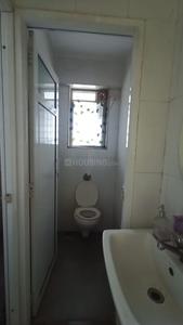 Bathroom Image of 450 Sq.ft 1 RK Studio for rent in Amanora Park Town, Hadapsar Pune for Rs. 24000