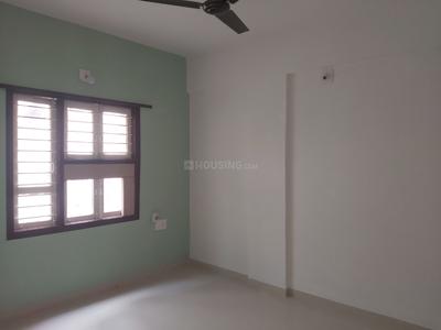 Bedroom Image of 1160 Sq.ft 2 BHK Apartment / Flat for rent in Satellite Ahmedabad for Rs. 17000