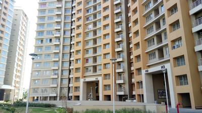 Image of 2280 Sq.ft 3 BHK Apartment / Flat for rent in Adani The Meadows, Shantigram, Ahmedabad for Rs. 42000