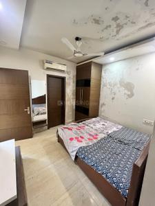 Bedroom Image of 1800 Sq.ft 3 BHK Builder Floor for rent in Naraina New Delhi for Rs. 53000