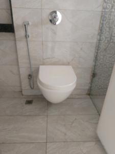 Bedroom Two Image of 1000 Sq.ft 2 BHK Apartment / Flat for sale in Amanora Gold Towers, Hadapsar Pune for Rs. 11000000