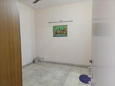 Bedroom Image of 1100 Sq.ft 2 BHK Apartment / Flat for sale in Patparganj New Delhi for Rs. 18500000
