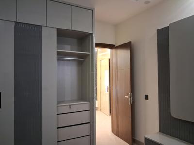 Bedroom Image of 1350 Sq.ft 3 BHK Builder Floor for sale in Paschim Vihar New Delhi for Rs. 29000000