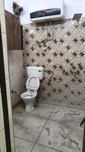 Bathroom Image of 1350 Sq.ft 3 BHK Villa for sale in Janakpuri New Delhi for Rs. 105000000