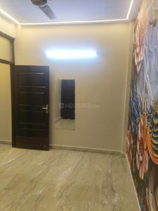 Bedroom Image of 900 Sq.ft 2 BHK Builder Floor for rent in Ramesh Nagar New Delhi for Rs. 27000