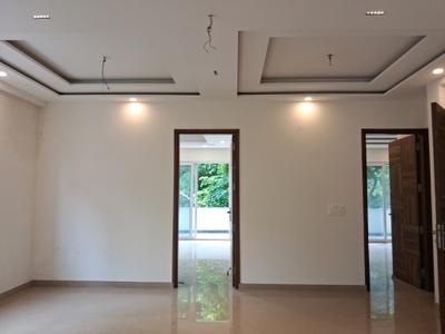 Living Room Image of 1800 Sq.ft 3 BHK Builder Floor for sale in Paschim Vihar New Delhi for Rs. 40000000