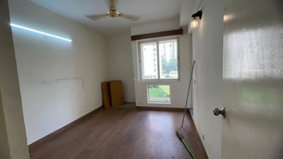 Bedroom Image of 980 Sq.ft 2 BHK Apartment / Flat for rent in Jaypee Kosmos, Sector 134 Noida for Rs. 21000