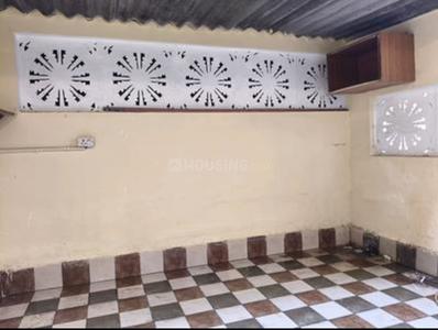 Bathroom Image of 1400 Sq.ft 2 BHK Builder Floor for rent in HUDA Plot Sector 31, Sector 31 Gurgaon for Rs. 32000