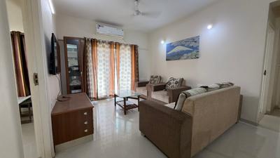 Living Room Image of 1350 Sq.ft 2.5 BHK Apartment / Flat for rent in Adani The Meadows, Shantigram Ahmedabad for Rs. 36000