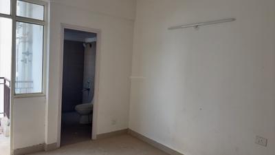 Bedroom Image of 950 Sq.ft 2 BHK Apartment / Flat for rent in Suncity Avenue 76, Sector 76 Gurgaon for Rs. 18000