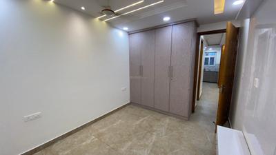 Bedroom Image of 1400 Sq.ft 3 BHK Builder Floor for sale in DDA Flat Janakpuri, Janakpuri New Delhi for Rs. 21000000