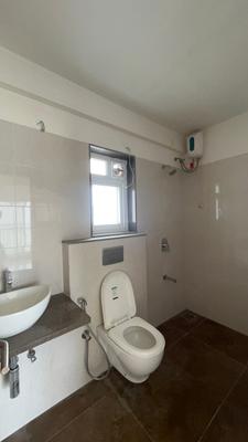 Image of 810 Sq.ft 2 BHK Apartment / Flat for sale in Shapoorji Pallonji BKC 28, Bandra East, Mumbai for Rs. 26000000