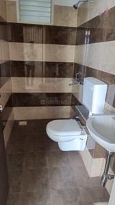 Bathroom Image of 1205 Sq.ft 2 BHK Apartment / Flat for rent in Sagar Lakeview Homes, Ayodhya Bypass Bhopal for Rs. 14500