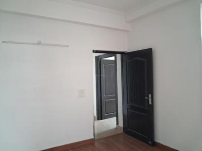 Bedroom Image of 1250 Sq.ft 3 BHK Apartment / Flat for sale in Amrapali Platinum, Sector 119 Noida for Rs. 12000000